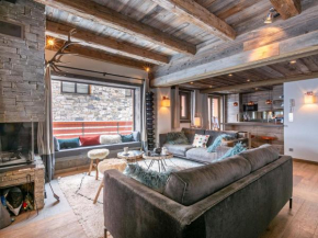 Appartement-chalet de standing avec cheminée et hammam, idéalement situé sur le front de neige de Val d'Isère - FR-1-694-9